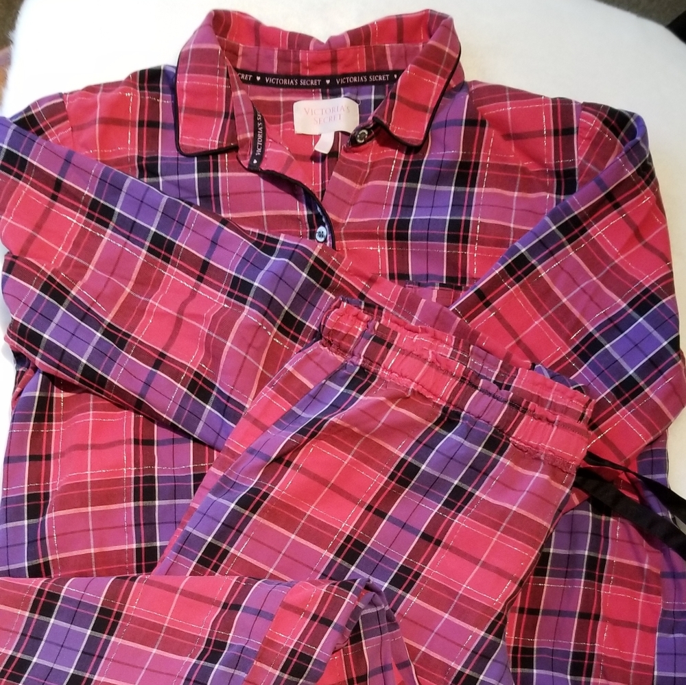 Victoria's Secret Sz L Red/Purple Plaid Pajama Set